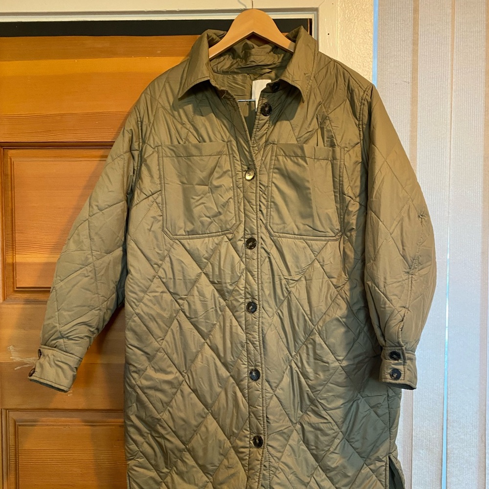 H&M quilted shirt jacket olive color full length size m